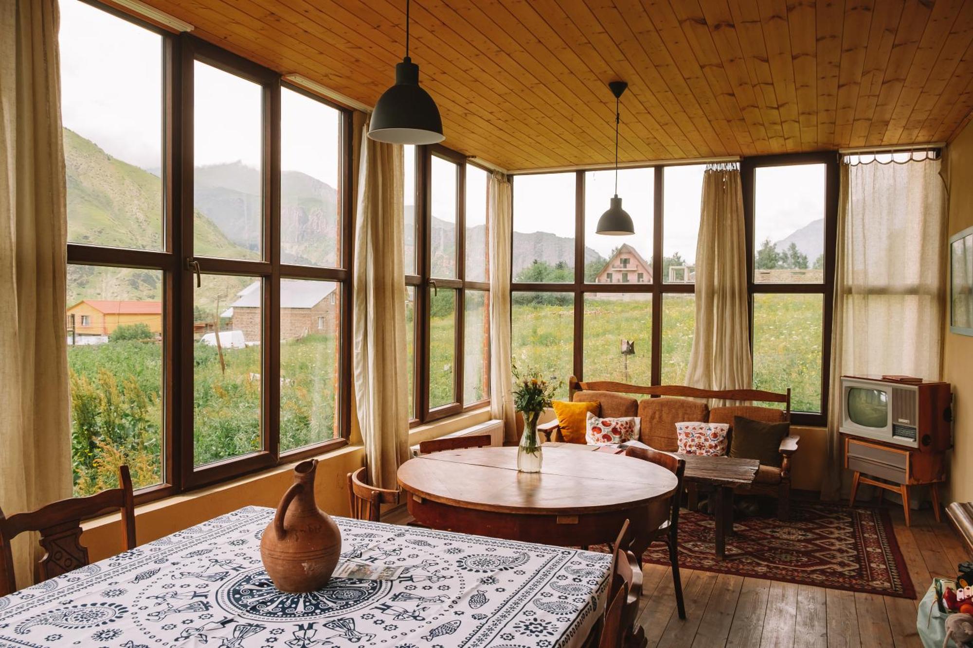 Arte In Kazbegi Hotel Kültér fotó