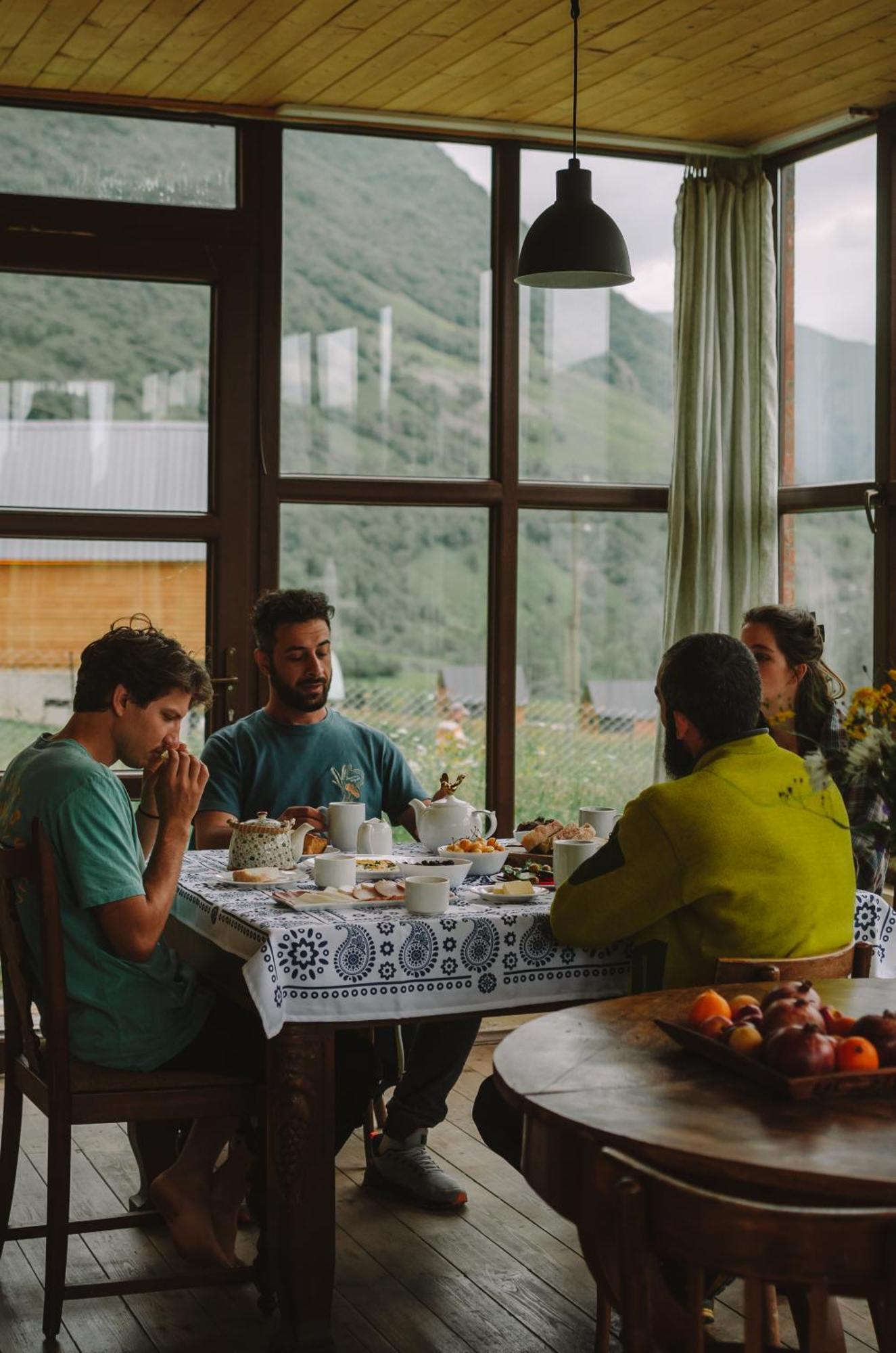 Arte In Kazbegi Hotel Kültér fotó